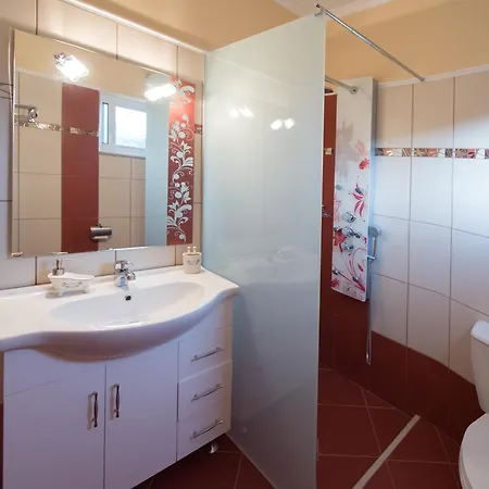 Kaspy Country Apartmán *
